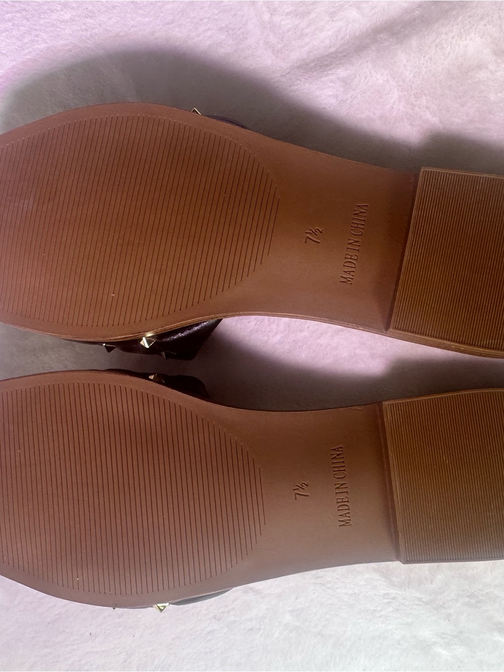 Steve Madden Black Quilted Slide with Gold Pyramid Studs - Picture 8 of 8